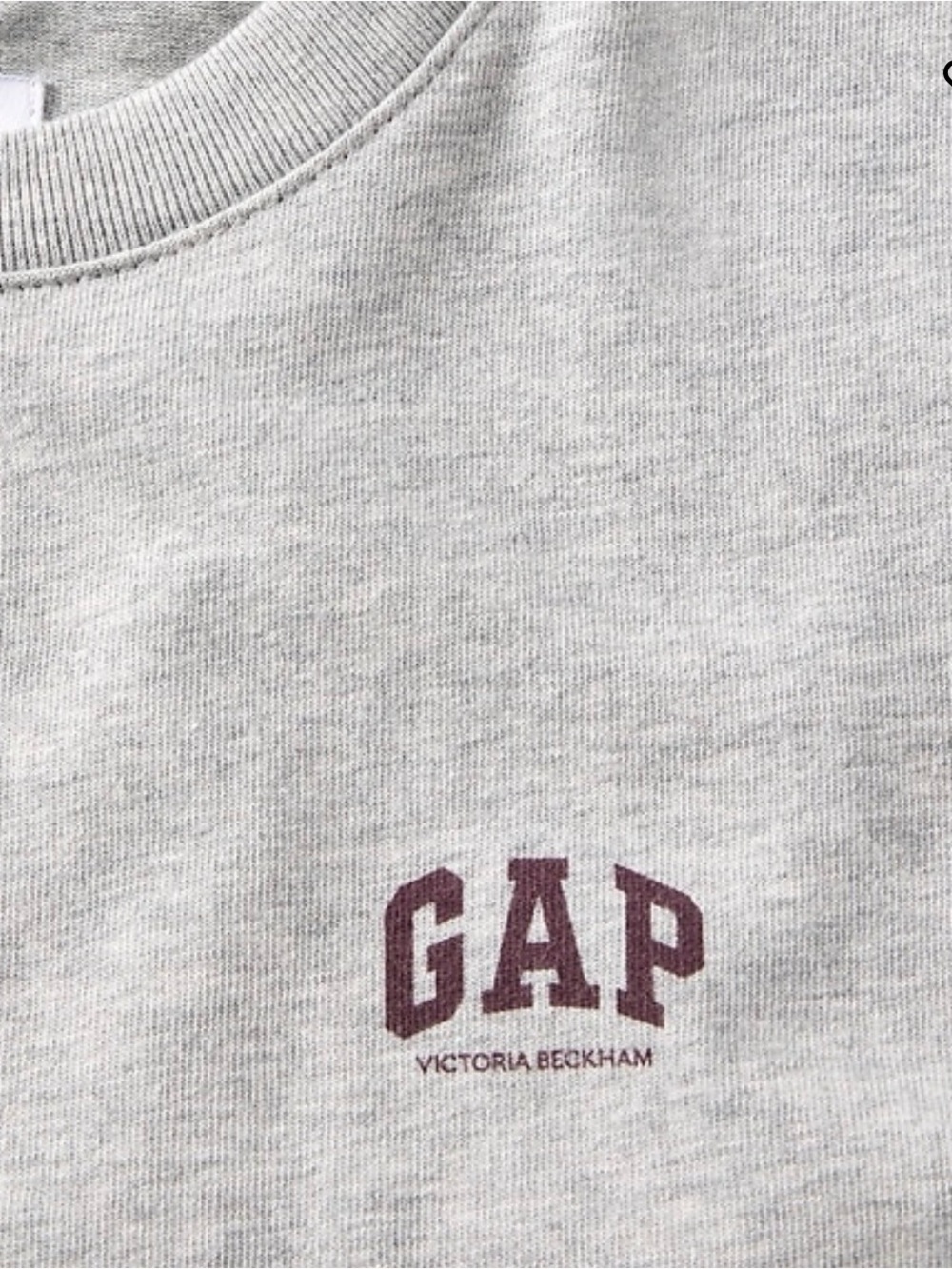 GAP Light Gray Tee with Small Maroon Logo - Picture 3 of 3